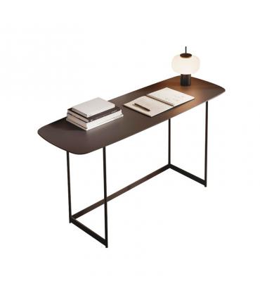 Luma Desk