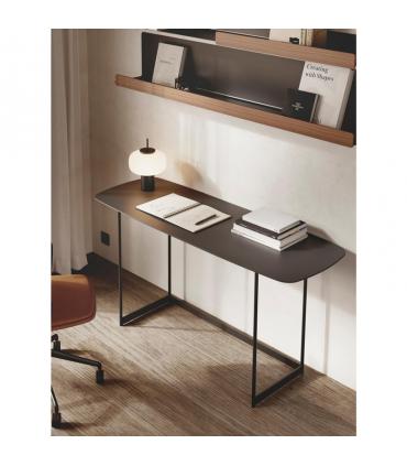 Luma Desk