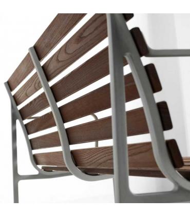 Traverse Bench with Arms