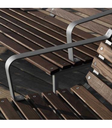 Traverse Bench with Arms