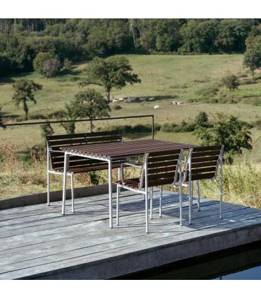 Traverse Bench with Arms