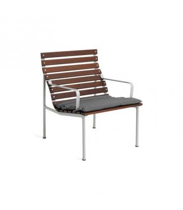 Traverse Lounge with Arms