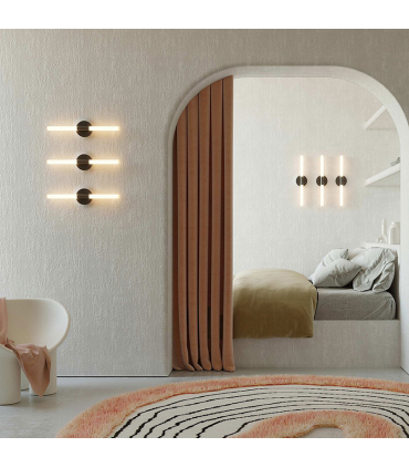 Roos Wall