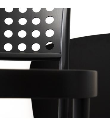 822 Armchair