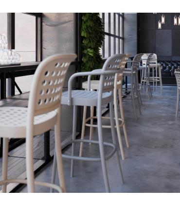 822 Bar Stool