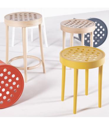 822 Stool