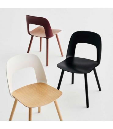 Chair Layout 122