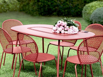 Bienvenue Fermob: Muebles de jardín para exteriores con estilo francés